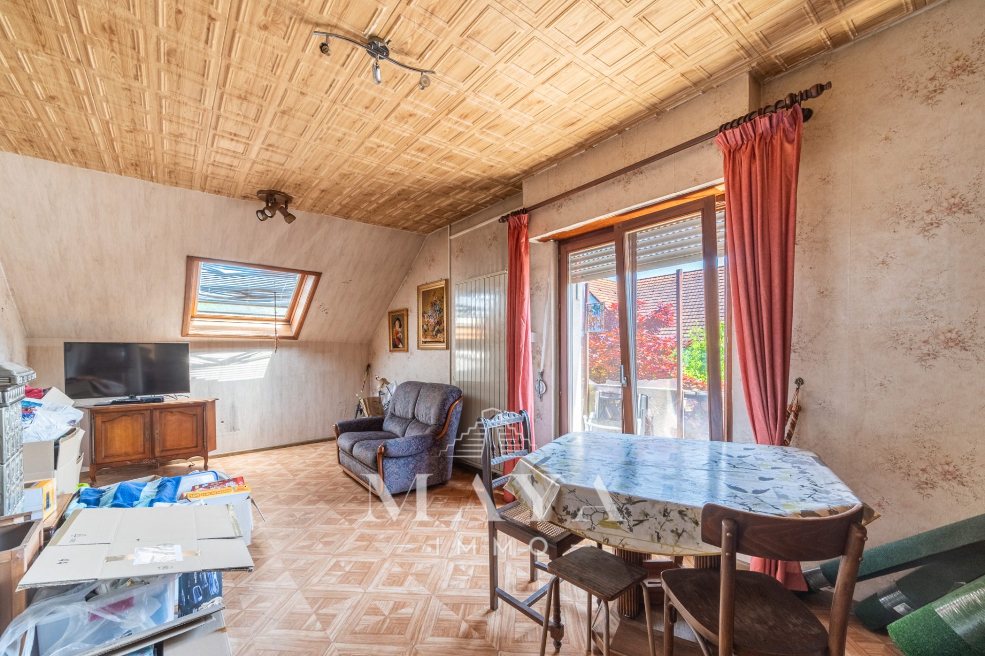 WALDIGHOFFEN, maison d&rsquo;environ 128 m2 avec dépendance
