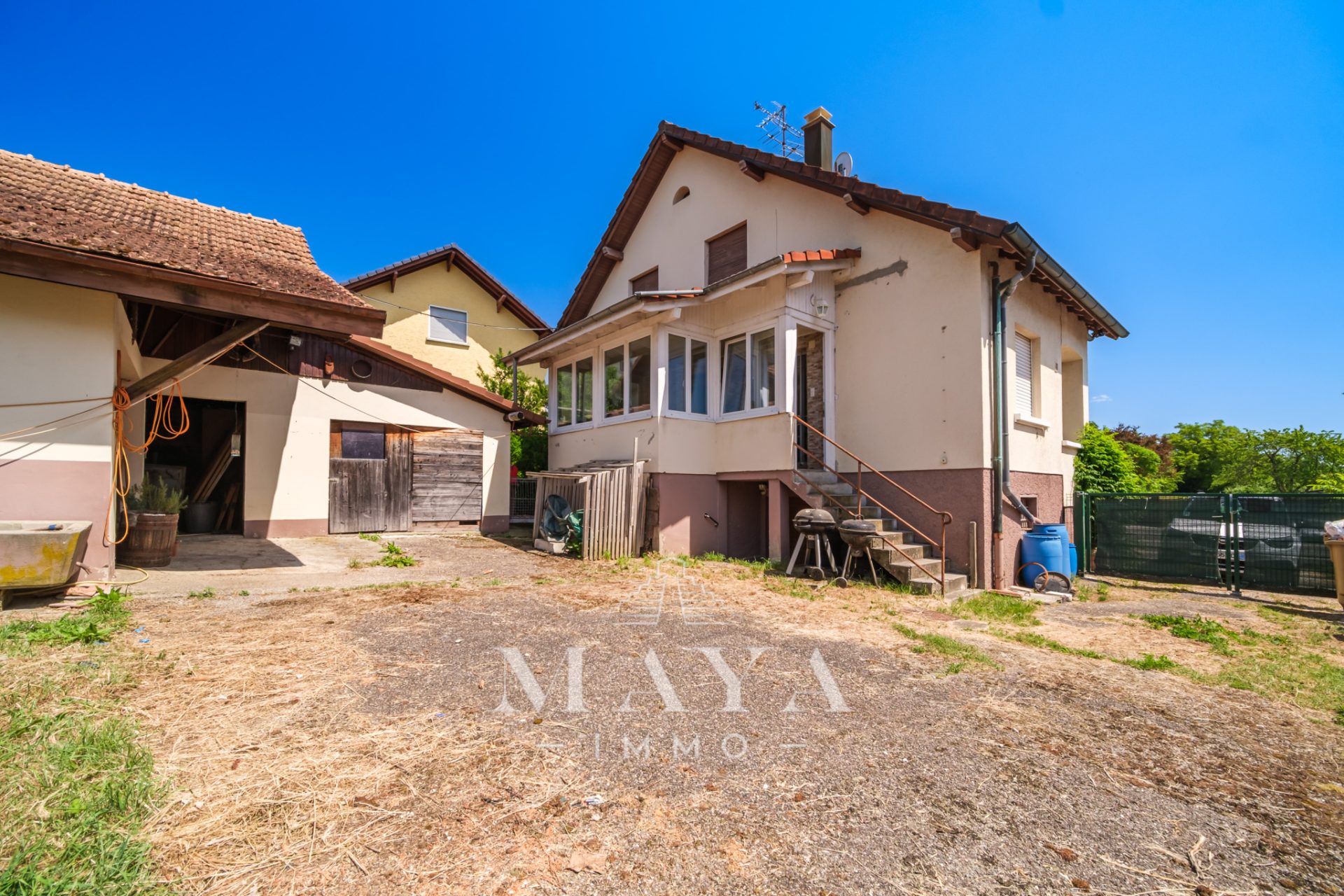 WALDIGHOFFEN, maison d&rsquo;environ 128 m2 avec dépendance