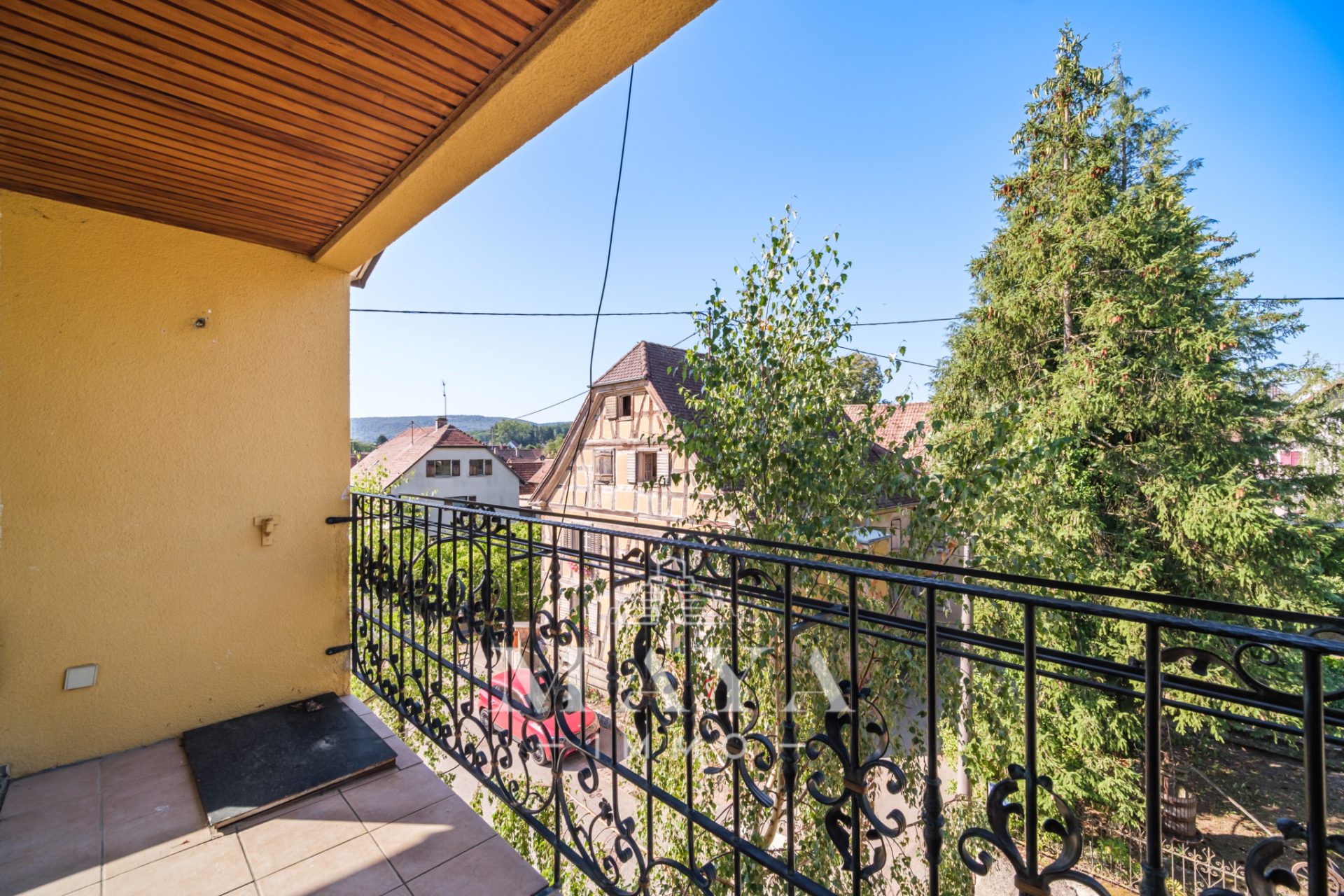 DURMENACH, Appartement 3 pièces avec balcon et garage double