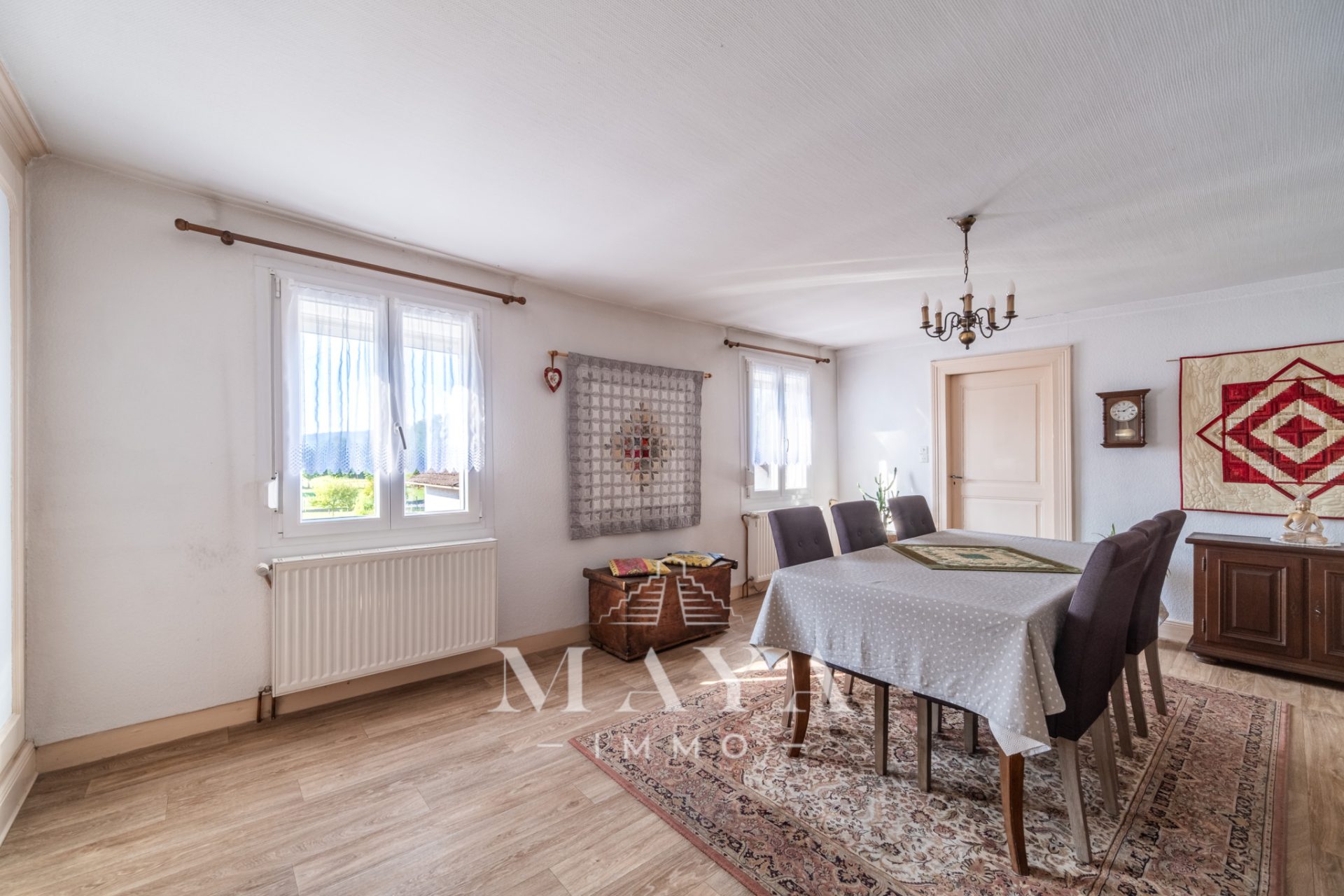 DURMENACH, Maison de village de 304m2