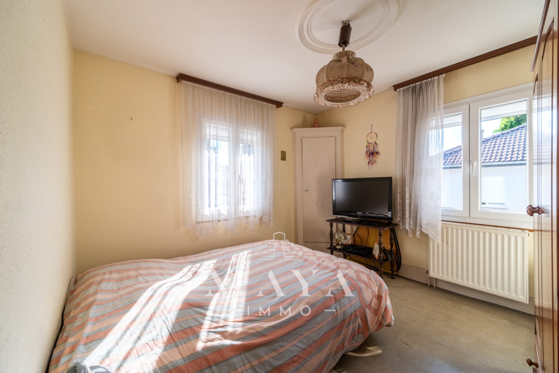 DURMENACH, Maison de village de 304m2