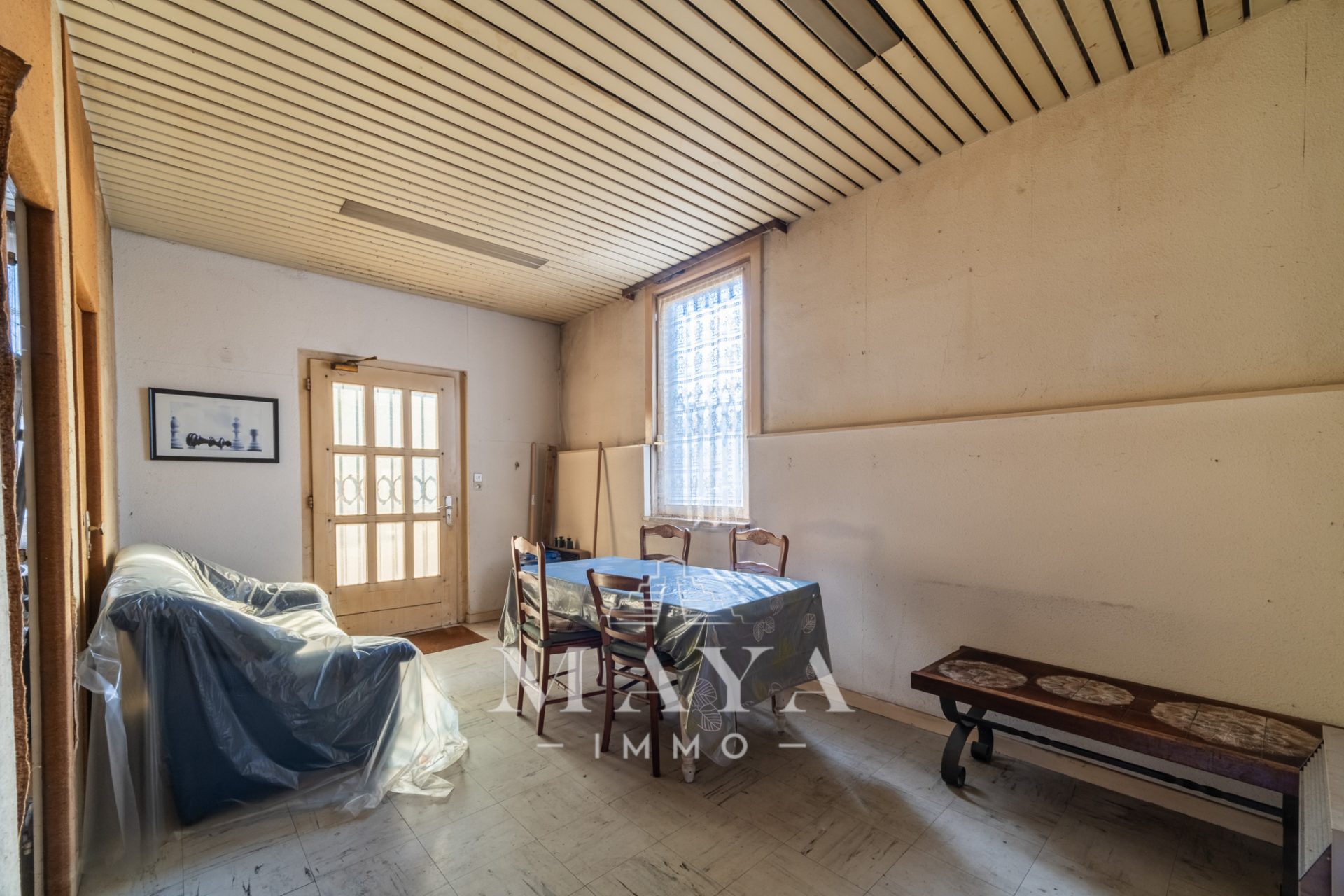 DURMENACH, Maison de village de 304m2