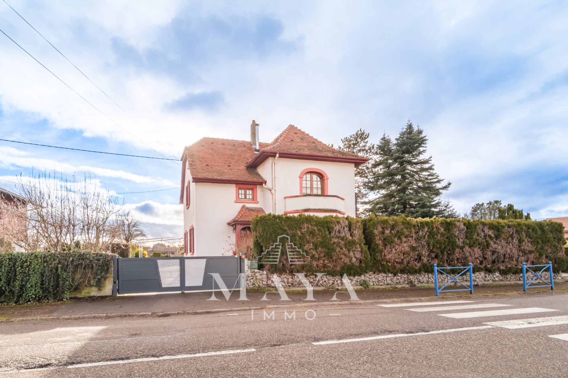 MUESPACH LE HAUT, MAISON DE CHARME AVEC LOGEMENT ANNEXE