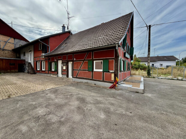 JETTIGEN, APPARTEMENT F3 AVEC DEUX PARKING