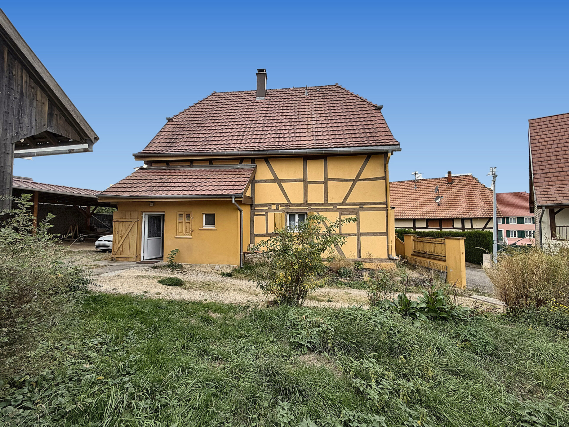 Maison alsacienne de 195 m2 à colombages avec dépendances su