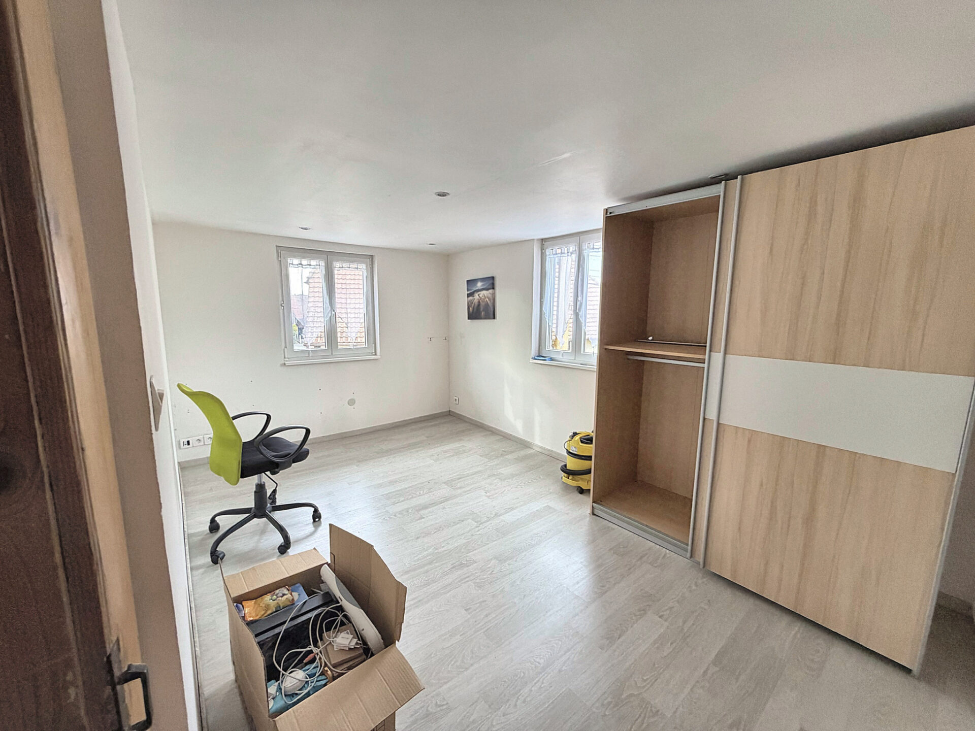 Maison alsacienne de 195 m2 à colombages avec dépendances su