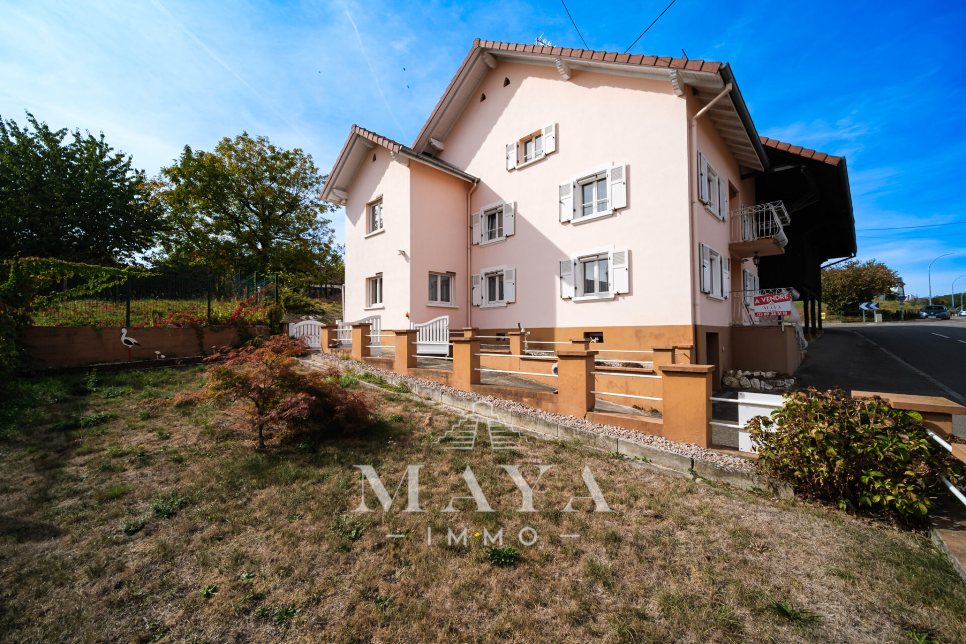 MAISON AVEC GRANGE ATTENANTE