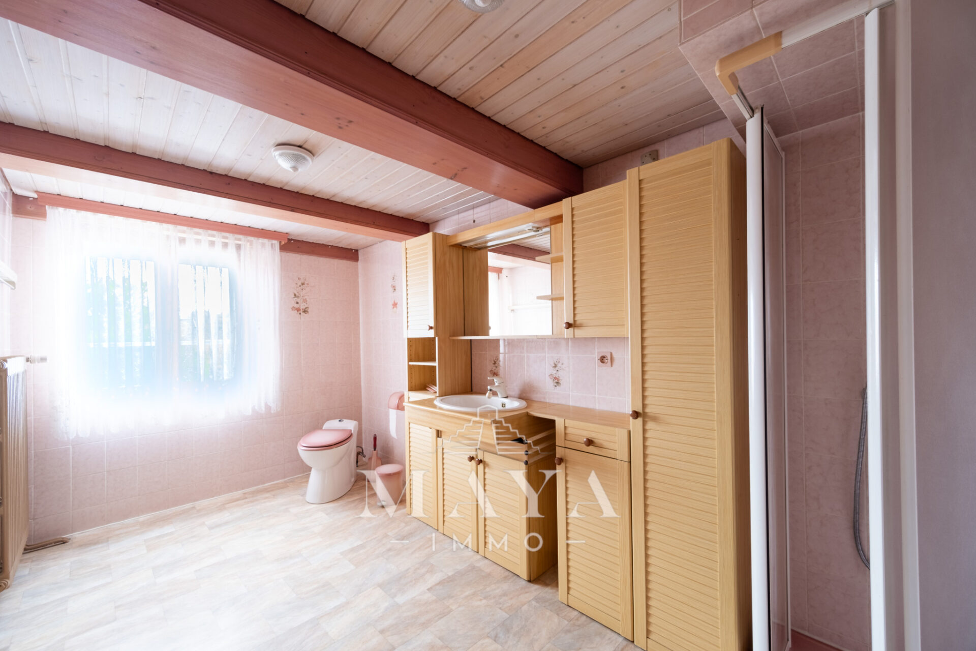 MAISON AVEC GRANGE ATTENANTE