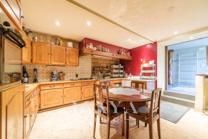 DURLINSDORF, Maison de 192 m2 avec grange attenante