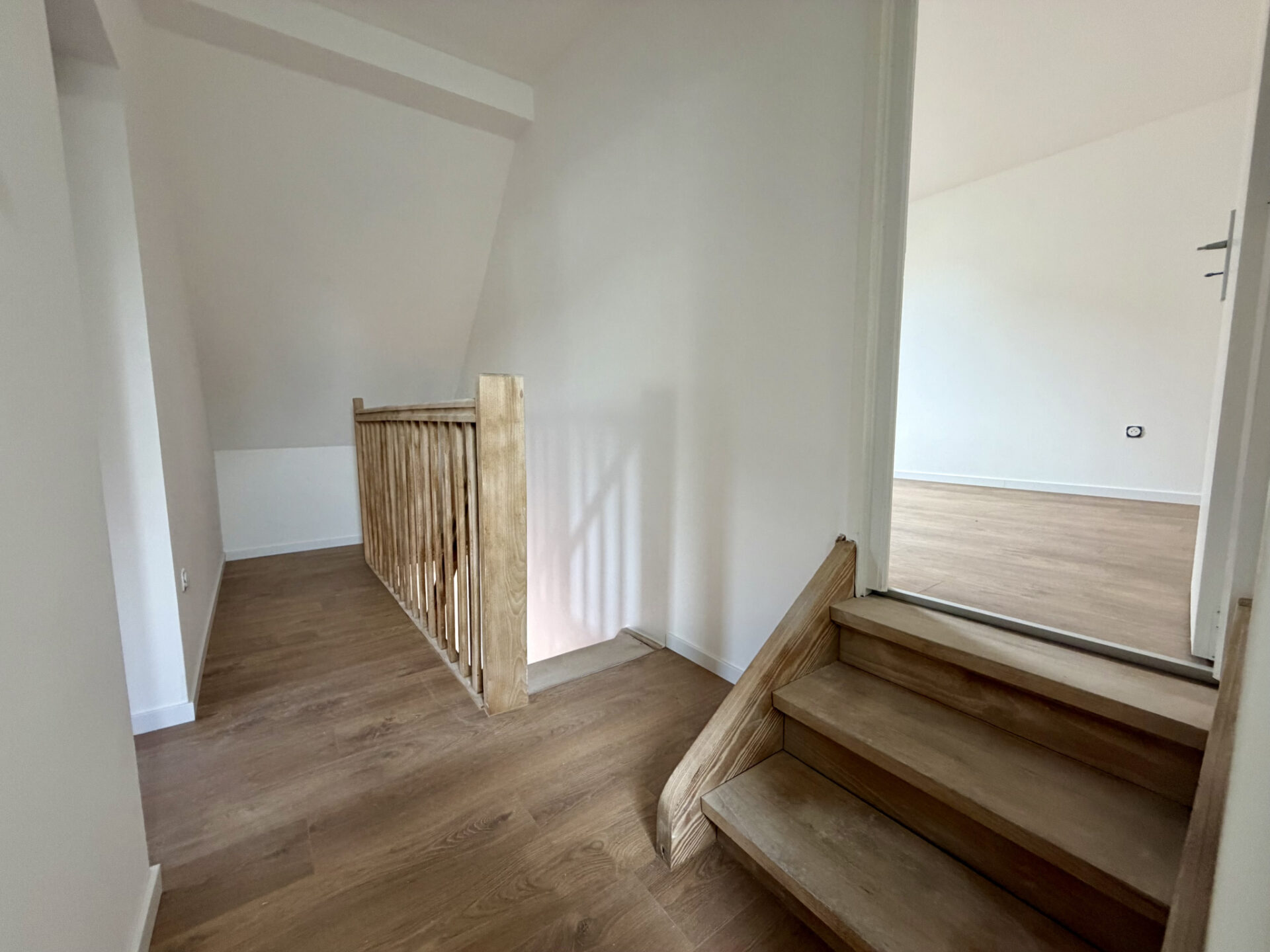 A LOUER – JETTIGEN, Maison entièrement rénovée