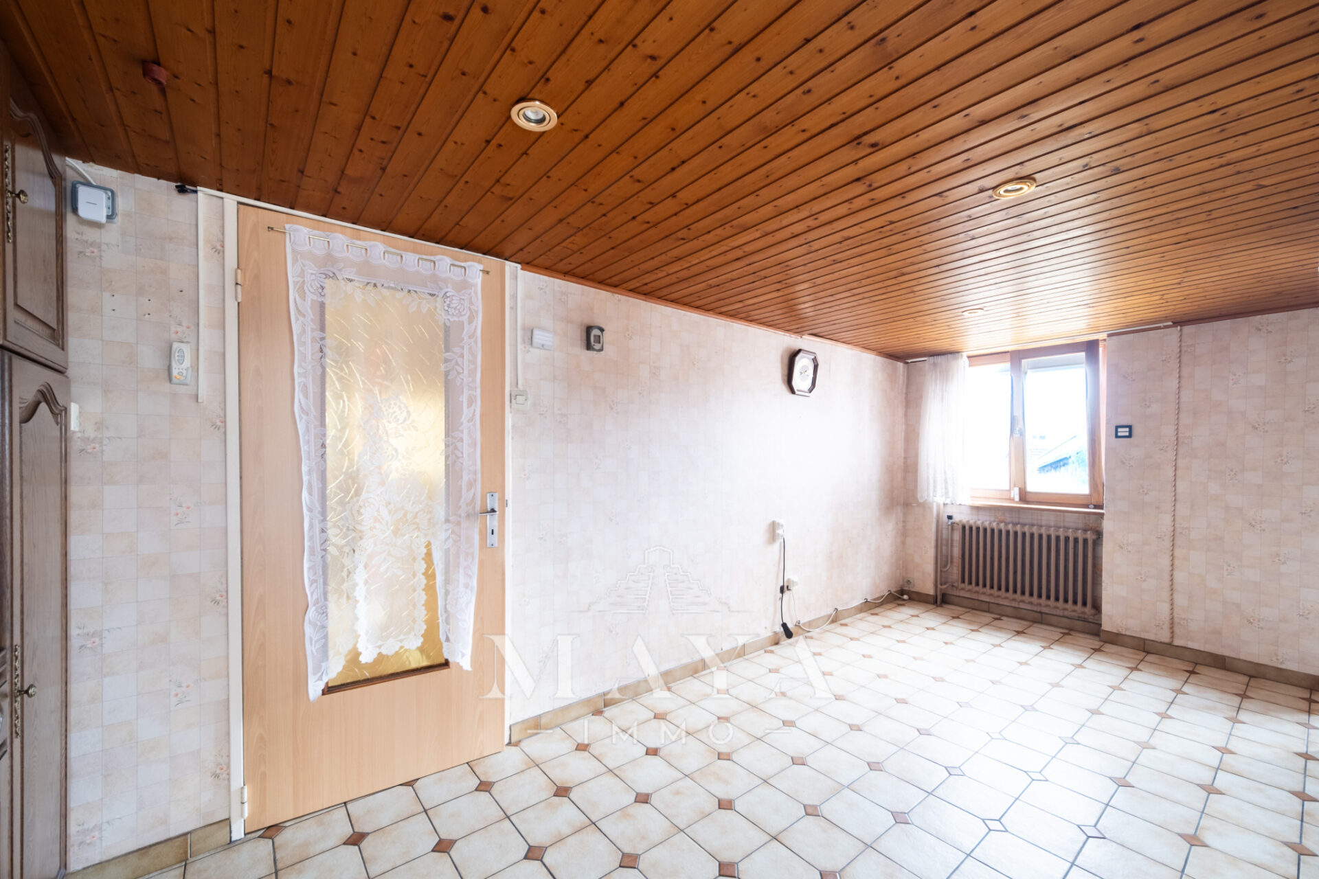 MAISON AVEC GRANGE ATTENANTE