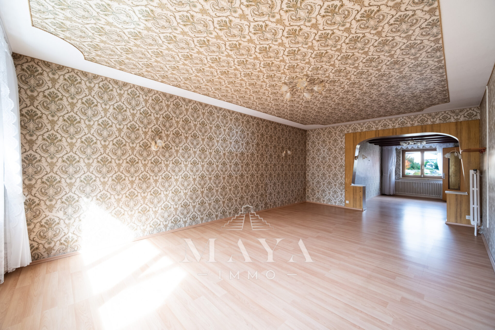 MAISON AVEC GRANGE ATTENANTE