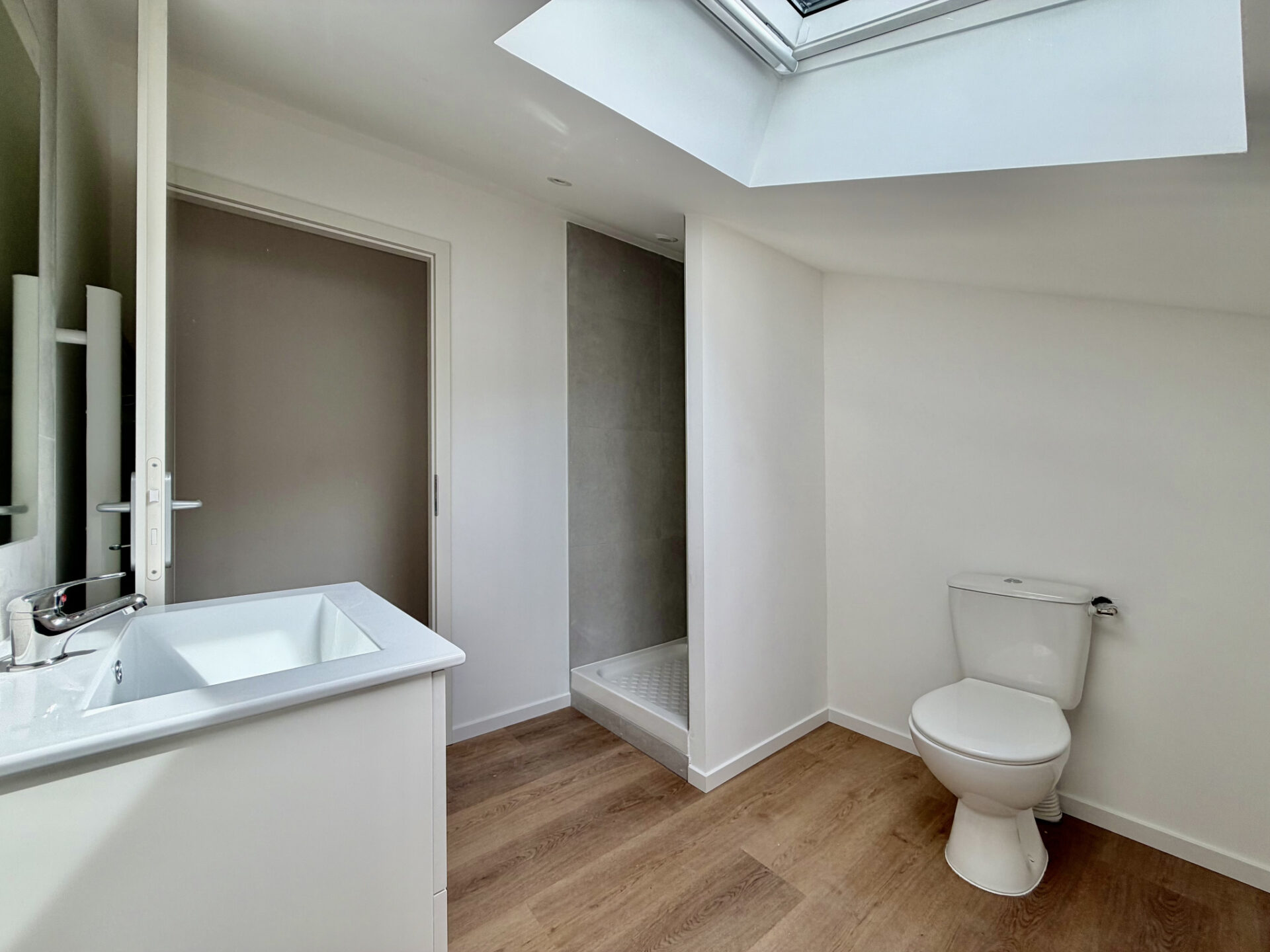 JETTIGEN, APPARTEMENT F3 AVEC DEUX PARKING