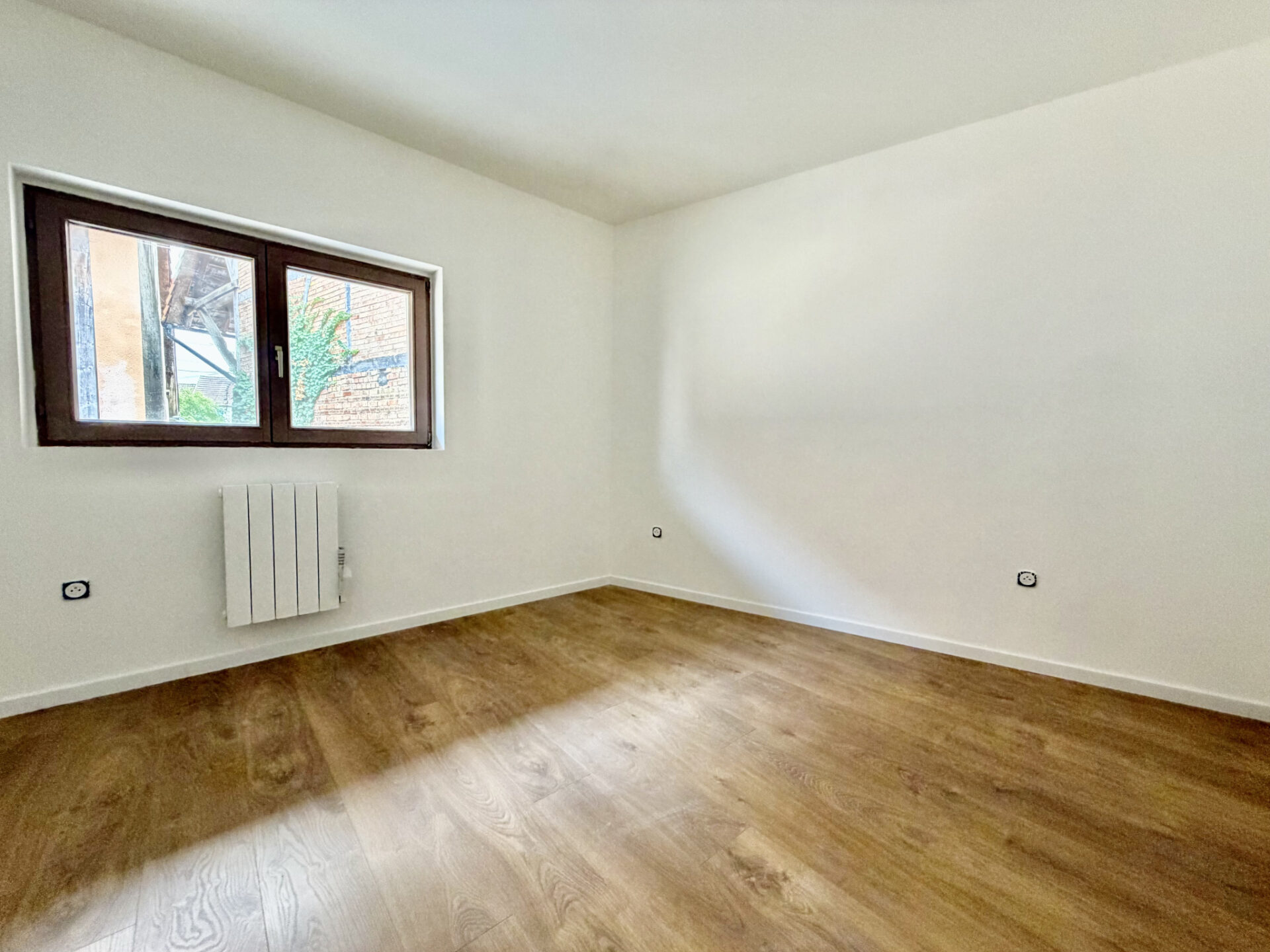 JETTIGEN, APPARTEMENT F3 AVEC DEUX PARKING