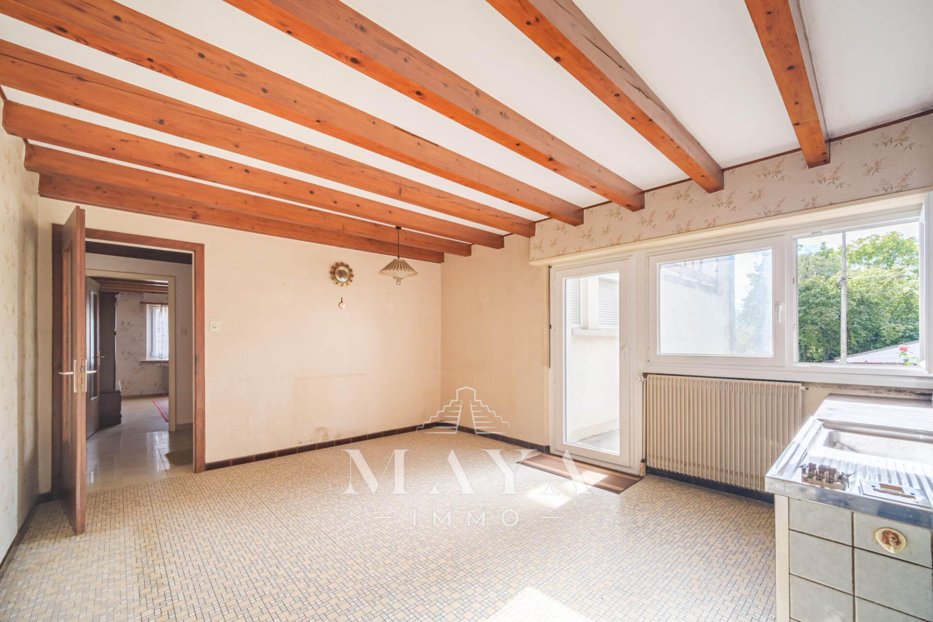 DURLINSDORF, maison d&rsquo;environ 175 m2 avec grange et dépendan